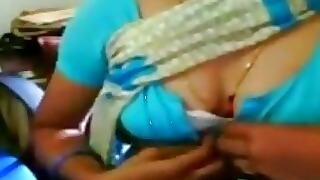 Neighbour Desi Aunty Cleavage 87